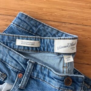 Universal Thread High rise slim straight jeans - size 14 / 32
